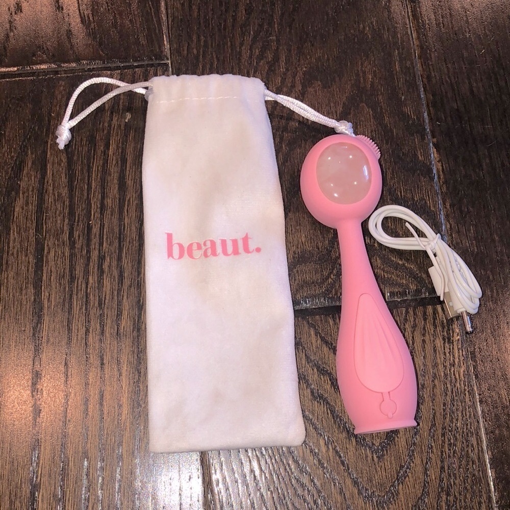 Beaut. Halo Kleen Rose quartz facial beauty tool MSRP $180